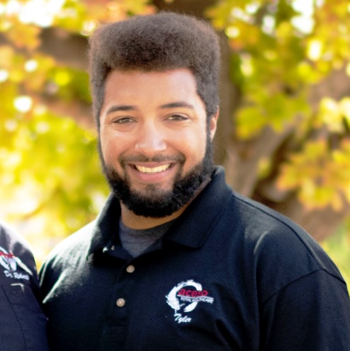 Tyler Pflughaupt L.M.T